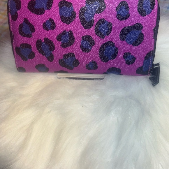 Pink and Blue Leopard Print Women's Wallet! - Picture 2 of 12